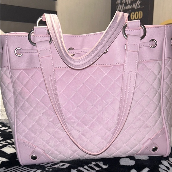 Juicy Couture. Juicy Tale Tole in Lilac Mist - Picture 3 of 4